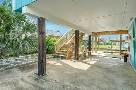 16619 Bermuda Way Jamaica Beach TX 77554