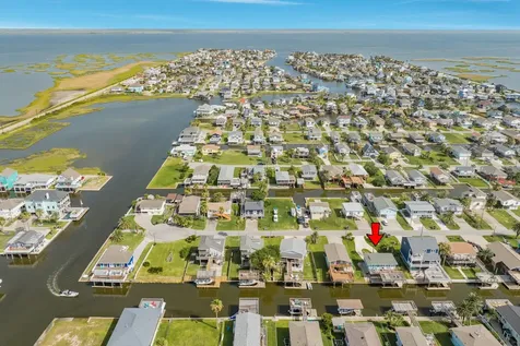 16619 Bermuda Way Jamaica Beach TX 77554