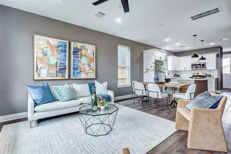 8008 Sunbury Street Houston TX 77028
