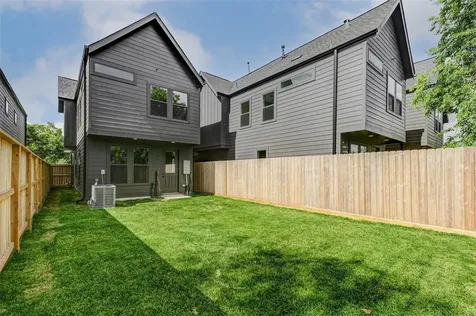 8008 Sunbury Street Houston TX 77028