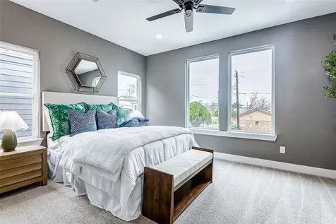 8008 Sunbury Street Houston TX 77028