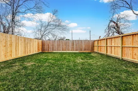 8008 Sunbury Street Houston TX 77028
