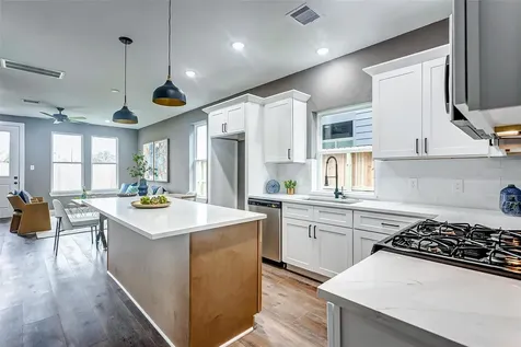 8008 Sunbury Street Houston TX 77028
