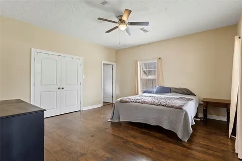 709 Dallas Street Port Neches TX 77651