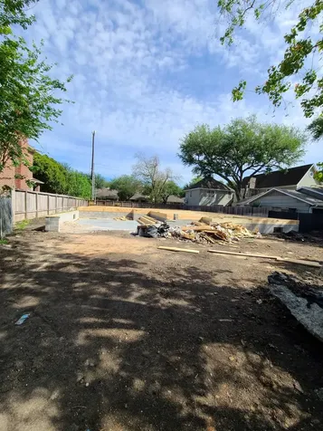 4904 Imperial Street Bellaire TX 77401