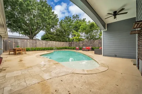 8702 Ilona Lane Houston TX 77025