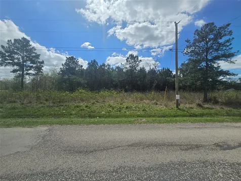 287 County Road 688 Dayton TX 77535
