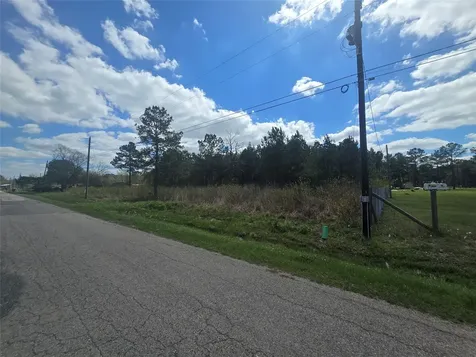 287 County Road 688 Dayton TX 77535