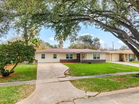 516 23rd Avenue N Texas City TX 77590