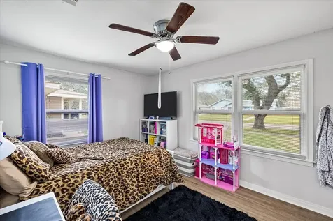 516 23rd Avenue N Texas City TX 77590