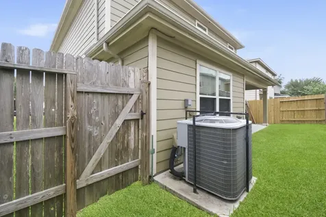 1030 Hummingbird Point Lane Houston TX 77090