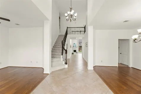3814 Hunters Gate Court Sugar Land TX 77479