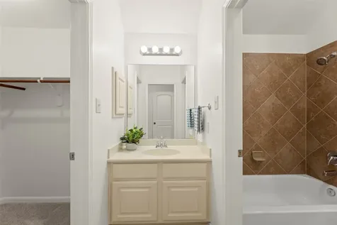 3814 Hunters Gate Court Sugar Land TX 77479