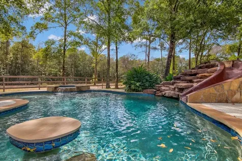 11884 Crestwood Street Lumberton TX 77657