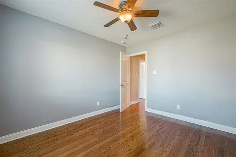 11015 Warath Oak Court Houston TX 77065