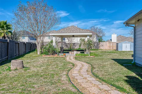 11015 Warath Oak Court Houston TX 77065