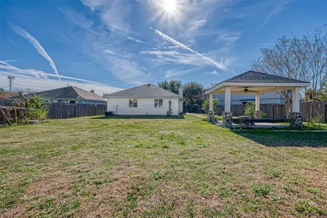 11015 Warath Oak Court Houston TX 77065