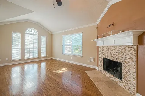 11015 Warath Oak Court Houston TX 77065