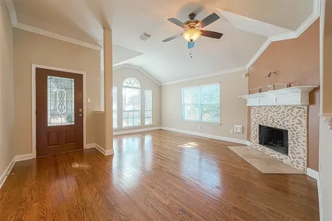 11015 Warath Oak Court Houston TX 77065