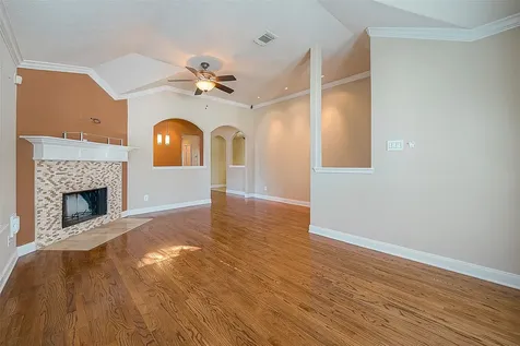 11015 Warath Oak Court Houston TX 77065