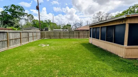 10227 Gulf Meadows Drive Houston TX 77075