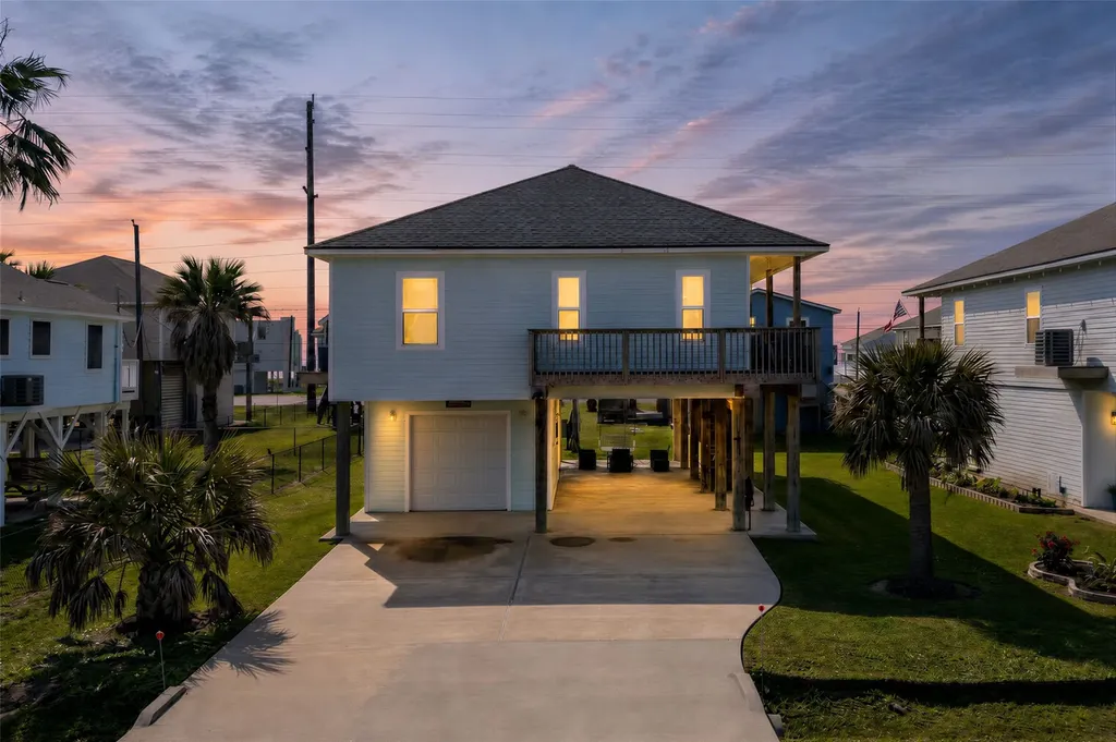 22017 Zachary Drive Galveston TX 77554