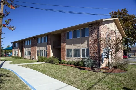 1215 Castroville Road San Antonio TX 78237