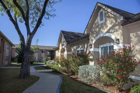 1215 Castroville Road San Antonio TX 78237
