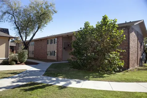 1215 Castroville Road San Antonio TX 78237