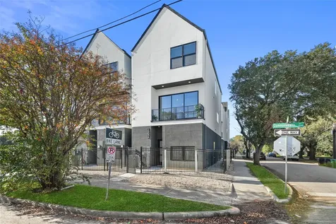 1503 Vermont Street C Houston TX 77006