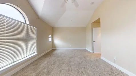 8715 Meadowcroft Drive 902 Houston TX 77063