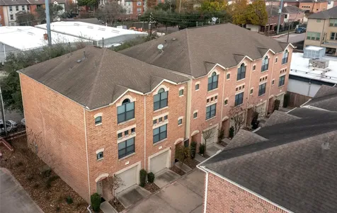 8715 Meadowcroft Drive 902 Houston TX 77063