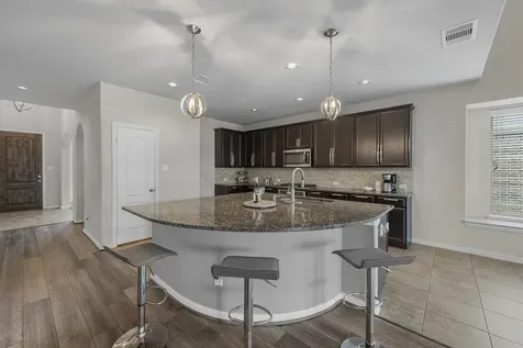9006 Lacombe Lane Tomball TX 77375