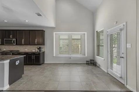 9006 Lacombe Lane Tomball TX 77375