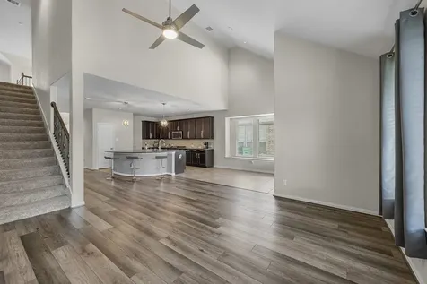 9006 Lacombe Lane Tomball TX 77375