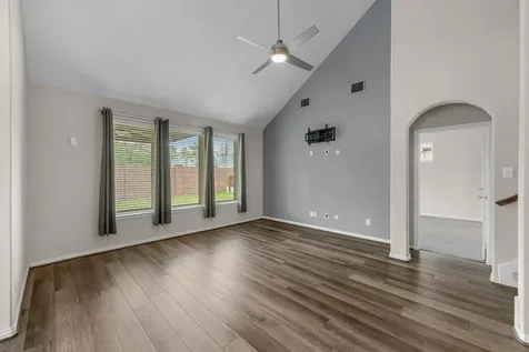 9006 Lacombe Lane Tomball TX 77375