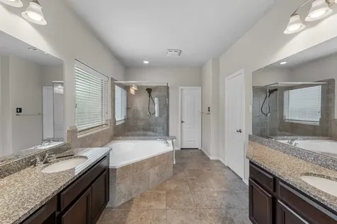 9006 Lacombe Lane Tomball TX 77375