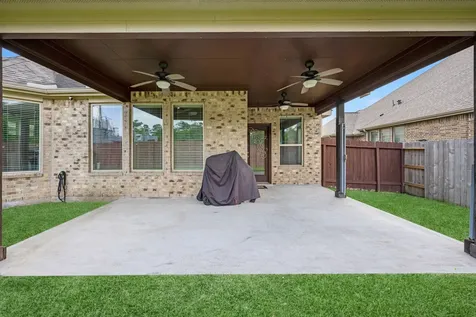 9006 Lacombe Lane Tomball TX 77375