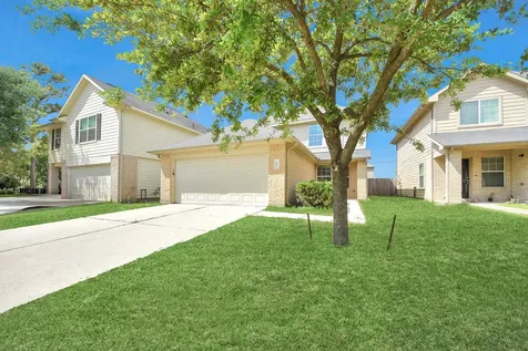 882 Darbydale Crossing Lane Houston TX 77090