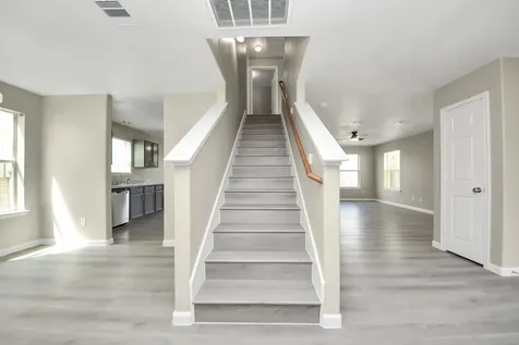 882 Darbydale Crossing Lane Houston TX 77090