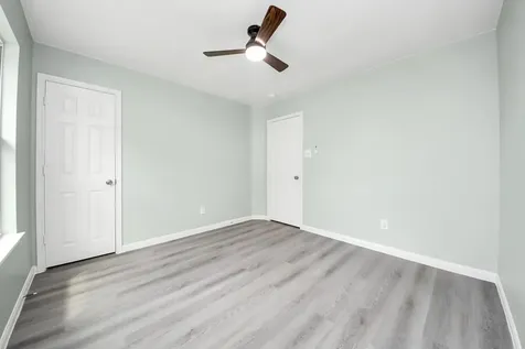 882 Darbydale Crossing Lane Houston TX 77090