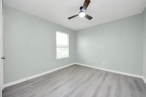 882 Darbydale Crossing Lane Houston TX 77090