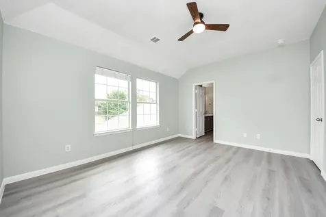 882 Darbydale Crossing Lane Houston TX 77090