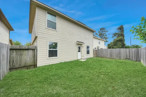 882 Darbydale Crossing Lane Houston TX 77090
