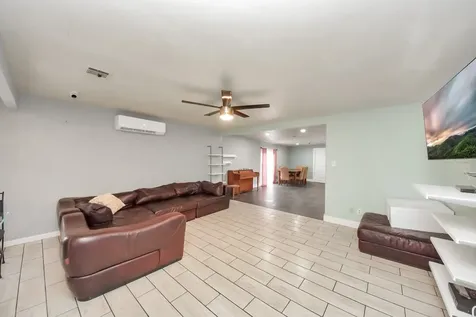 2443 Lauder Road Houston TX 77039