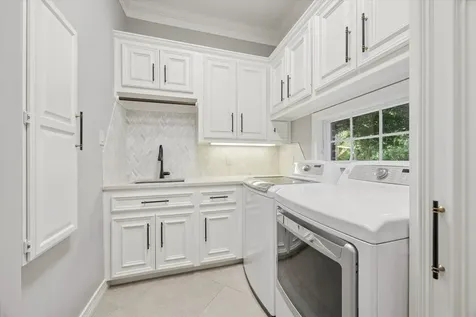 2119 Darby Lane Fresno TX 77545