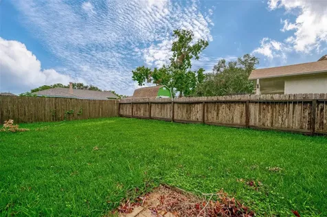 1126 W Belgravia Drive Pearland TX 77584