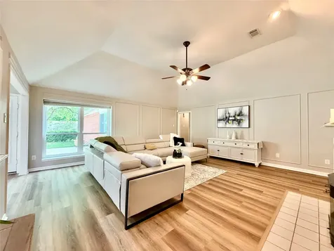 4211 Saint Ives Street Sugar Land TX 77479