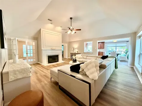 4211 Saint Ives Street Sugar Land TX 77479