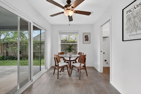 417 W Hillary Circle Sugar Land TX 77498